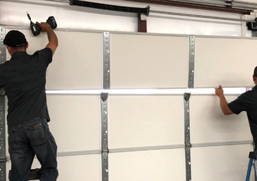 overhead garage door repair in Inglewood